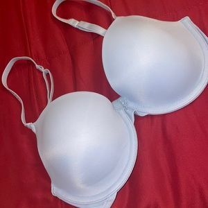 Bra new pink bra , no tags but never used